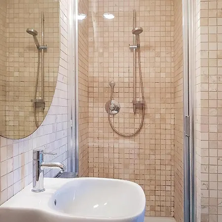 Sanlucchese 4 Holiday home